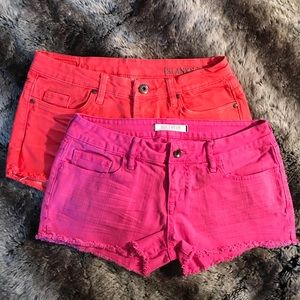 Pink Bullhead (size 5), orange BlankNYC (size 27).